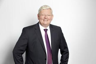 Ulrich Flatken ist neuer Vorstandsvorsitzender des Industrieverbandes Blechumformung (IBU).