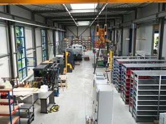 Um rund 650 qm erweitert der Hallenanbau die Produktionsfläche bei GSW.