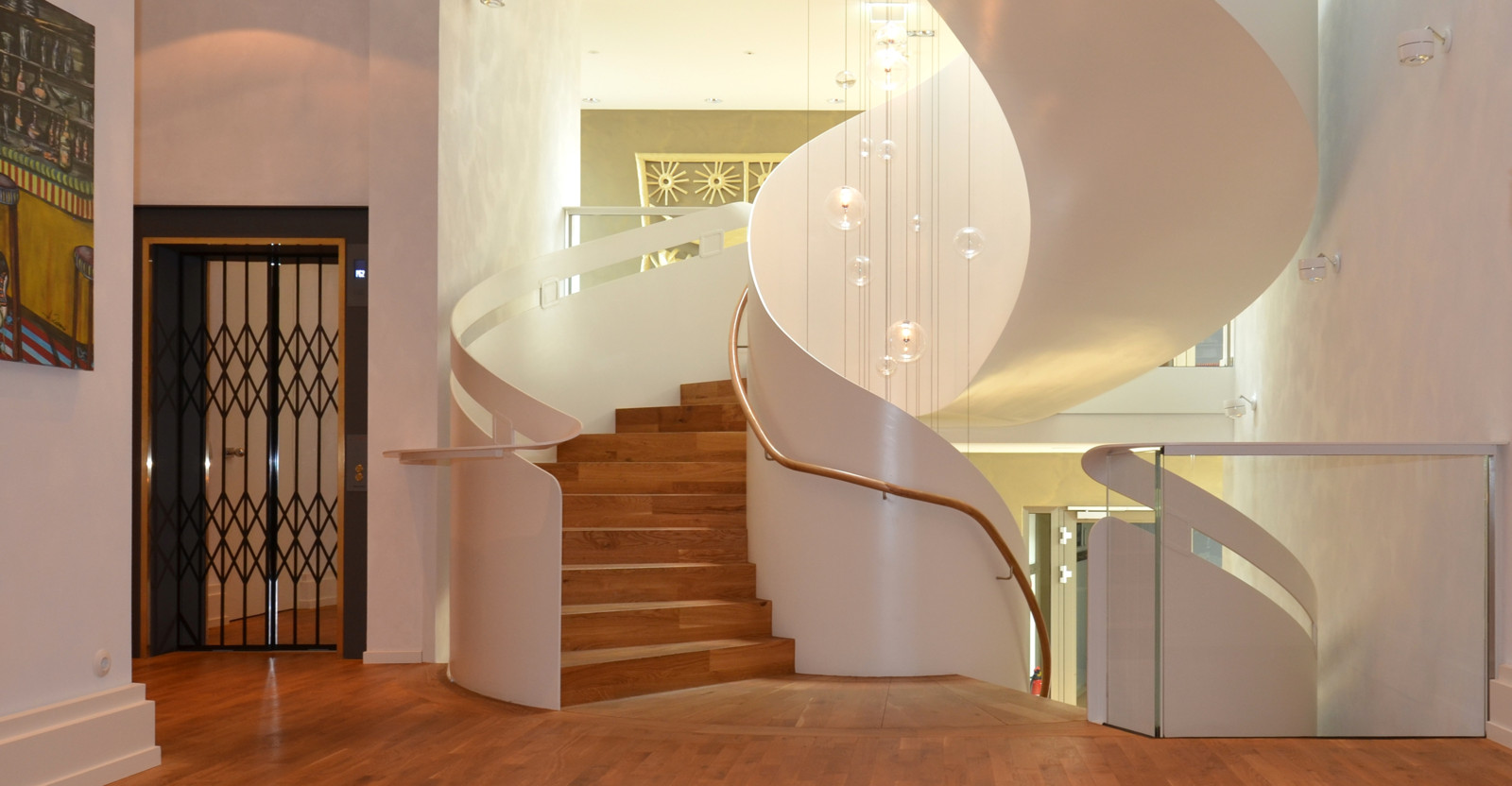 Hier beispielhaft zu sehen eine Treppe im Hotel La Maison in Saarlouis. 